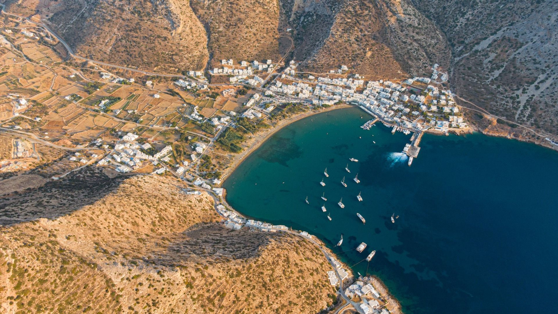 Sentier côtier d'Amorgos - Cyclades - Grèce © Willy Valette