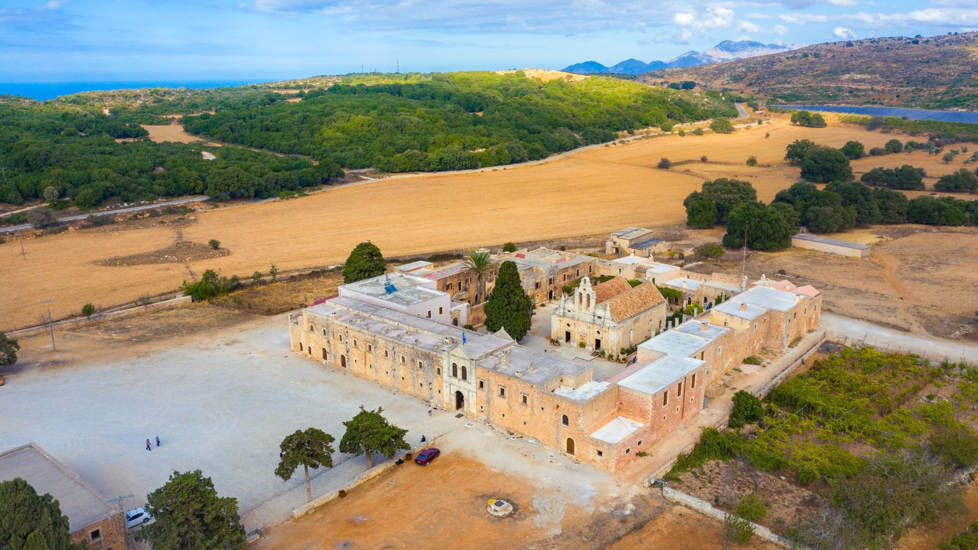 Cultural trips in Greece: heritage, archaeology and traditions | Kelifos