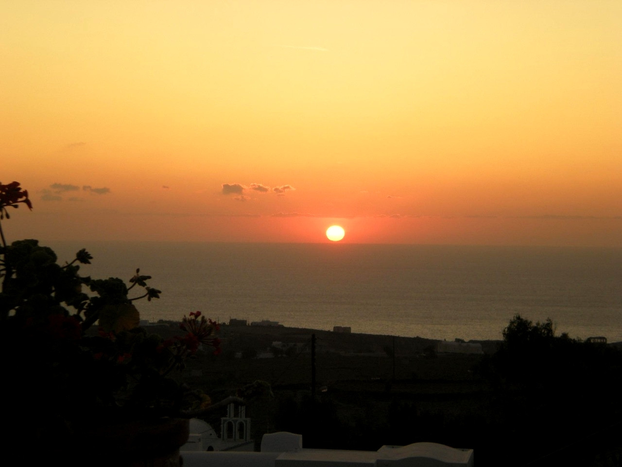 Golden light on the caldera in the quiet hour - Santorini, Cyclades - Greece